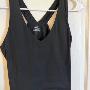 rue21 Black Cross-Back V-Neck Tank Top